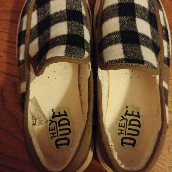 HEY DUDE black plaid women's slip-on shoes size W7 - Picture 9 of 11